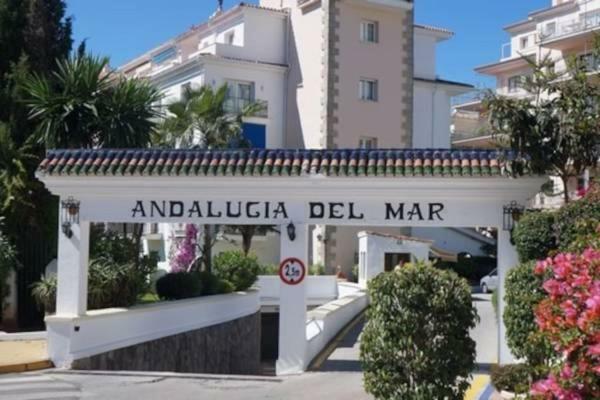 马尔韦利亚Impresionante Loft En Puerto Banus A Pie De Playa公寓 外观 照片